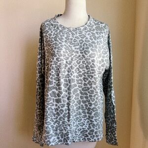 Glyder Gray Leopard Print Crewneck Sweatshirt